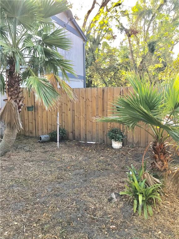 834 PARK LAKE PLACE, MAITLAND, Florida 32751, 2 Bedrooms Bedrooms, 3 Rooms Rooms,2 BathroomsBathrooms,Residential,For sale,PARK LAKE,O5558333