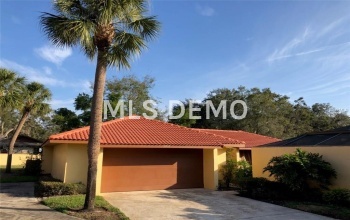 5035 JAMAICA CIRCLE, ORLANDO, Florida 32808, 2 Bedrooms Bedrooms, 4 Rooms Rooms,2 BathroomsBathrooms,Residential,For sale,JAMAICA,O5561652
