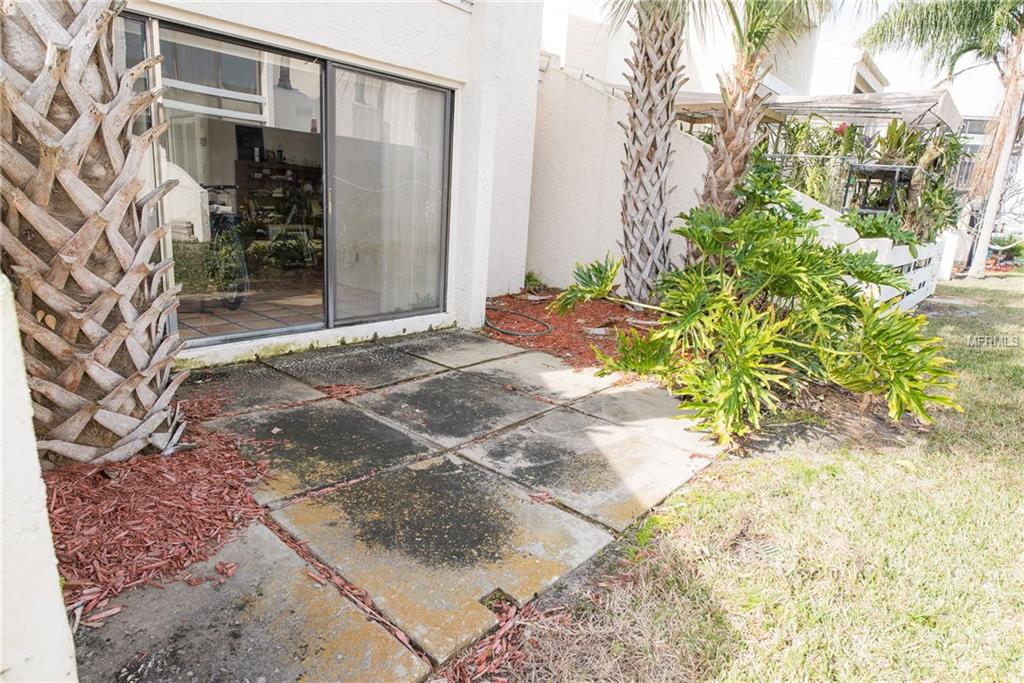 8705 COVE COURT, TAMPA, Florida 33615, 2 Bedrooms Bedrooms, 6 Rooms Rooms,1 BathroomBathrooms,Residential,For sale,COVE,T2928488