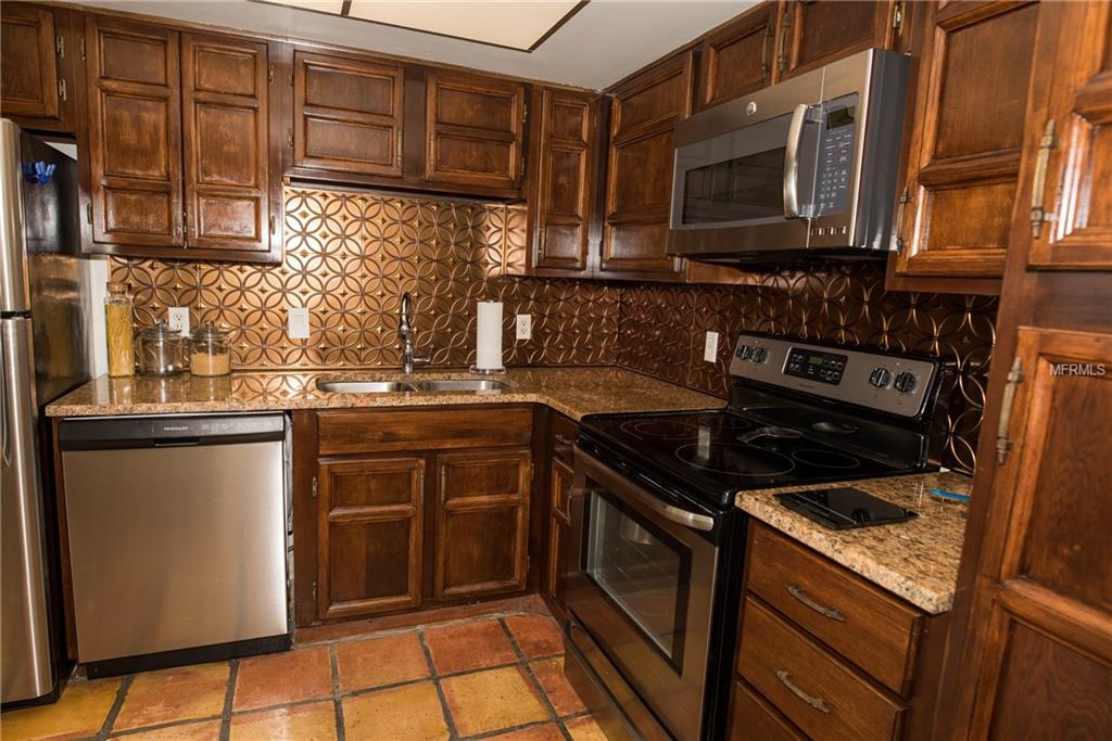 8705 COVE COURT, TAMPA, Florida 33615, 2 Bedrooms Bedrooms, 6 Rooms Rooms,1 BathroomBathrooms,Residential,For sale,COVE,T2928488