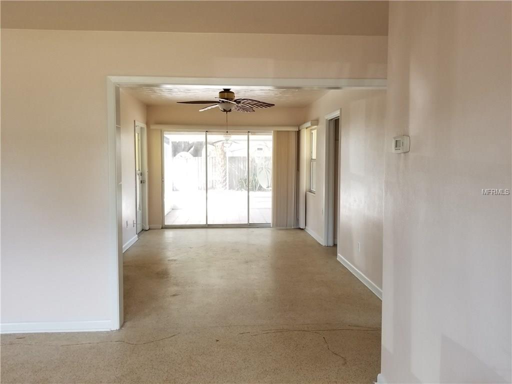 522 DEVILLE DRIVE E, LARGO, Florida 33771, 2 Bedrooms Bedrooms, 5 Rooms Rooms,1 BathroomBathrooms,Residential,For sale,DEVILLE,W7637851