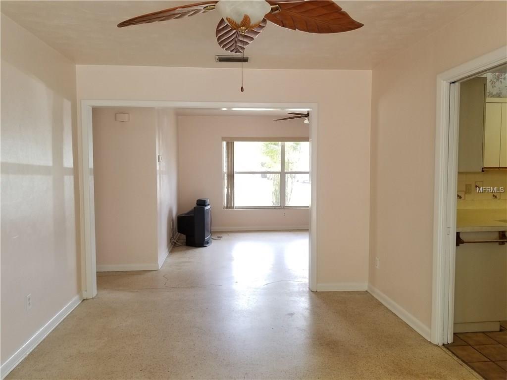 522 DEVILLE DRIVE E, LARGO, Florida 33771, 2 Bedrooms Bedrooms, 5 Rooms Rooms,1 BathroomBathrooms,Residential,For sale,DEVILLE,W7637851