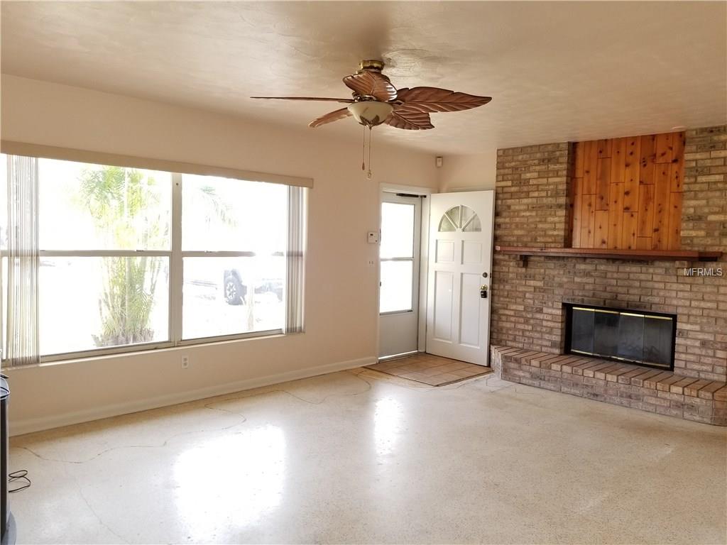 522 DEVILLE DRIVE E, LARGO, Florida 33771, 2 Bedrooms Bedrooms, 5 Rooms Rooms,1 BathroomBathrooms,Residential,For sale,DEVILLE,W7637851