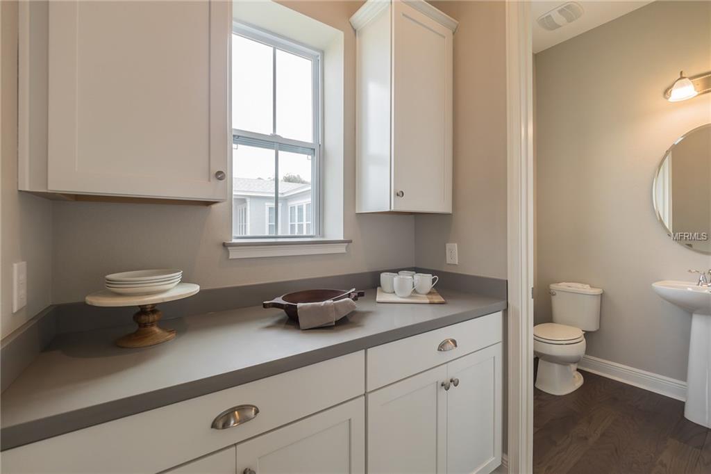 827 CIVITAS WAY, WINTER GARDEN, Florida 34787, 3 Bedrooms Bedrooms, 4 Rooms Rooms,2 BathroomsBathrooms,Residential,For sale,CIVITAS,O5532660