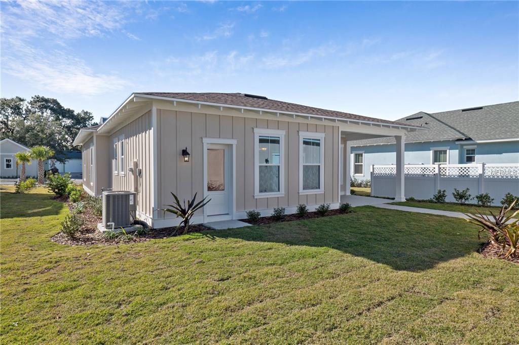 827 CIVITAS WAY, WINTER GARDEN, Florida 34787, 3 Bedrooms Bedrooms, 4 Rooms Rooms,2 BathroomsBathrooms,Residential,For sale,CIVITAS,O5532660