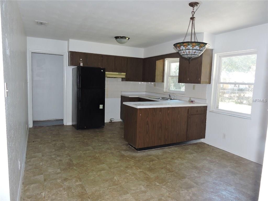 4607 6TH STREET, ZEPHYRHILLS, Florida 33542, 3 Bedrooms Bedrooms, 6 Rooms Rooms,1 BathroomBathrooms,Residential,For sale,6TH,T2909875