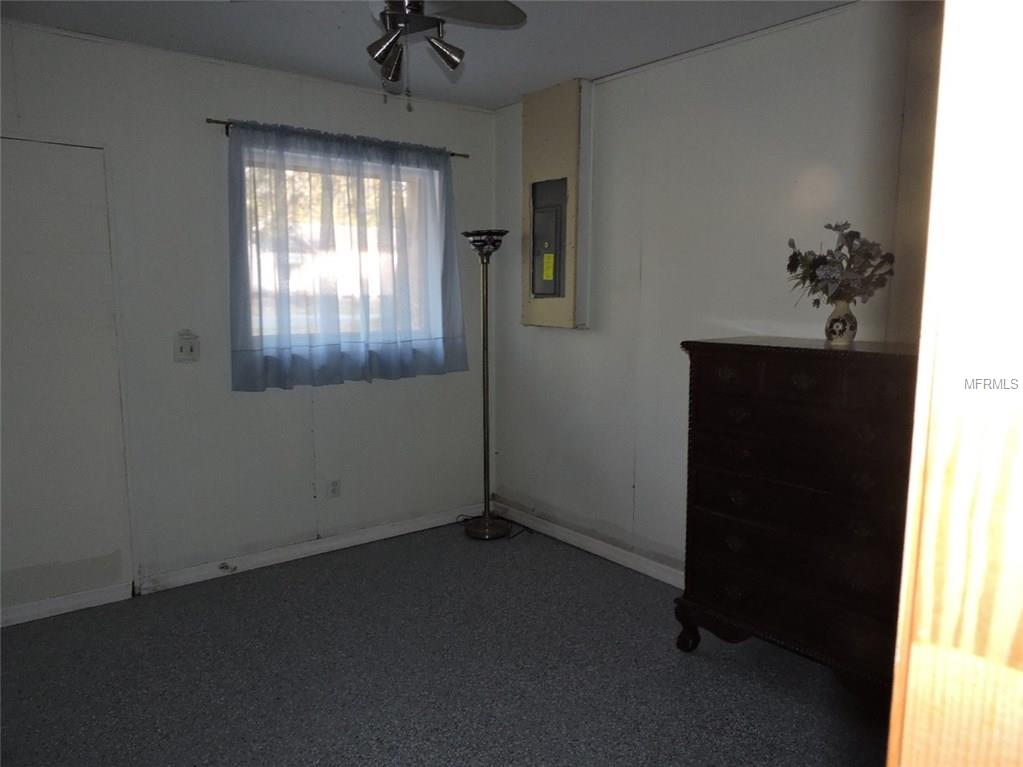 4607 6TH STREET, ZEPHYRHILLS, Florida 33542, 3 Bedrooms Bedrooms, 6 Rooms Rooms,1 BathroomBathrooms,Residential,For sale,6TH,T2909875