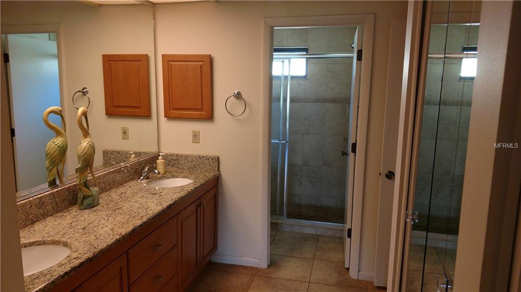 5301 HUNTINGWOOD COURT, SARASOTA, Florida 34235, 3 Bedrooms Bedrooms, 10 Rooms Rooms,2 BathroomsBathrooms,Residential,For sale,HUNTINGWOOD,A4202488