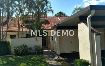 5301 HUNTINGWOOD COURT, SARASOTA, Florida 34235, 3 Bedrooms Bedrooms, 10 Rooms Rooms,2 BathroomsBathrooms,Residential,For sale,HUNTINGWOOD,A4202488