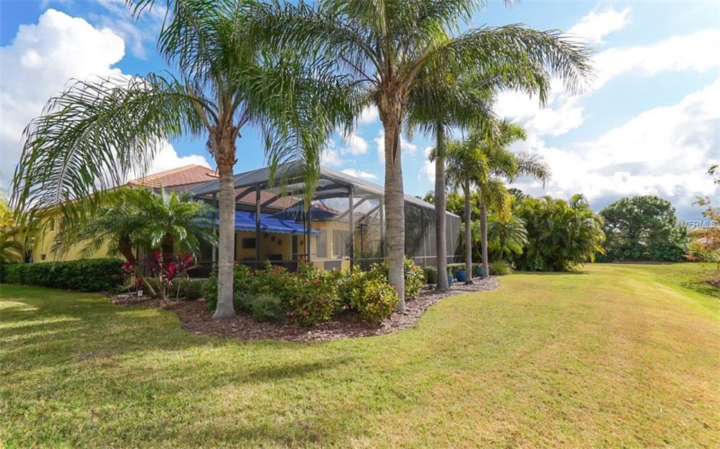7440 RIVIERA COVE, LAKEWOOD RANCH, Florida 34202, 3 Bedrooms Bedrooms, 8 Rooms Rooms,2 BathroomsBathrooms,Residential,For sale,RIVIERA,A4206831