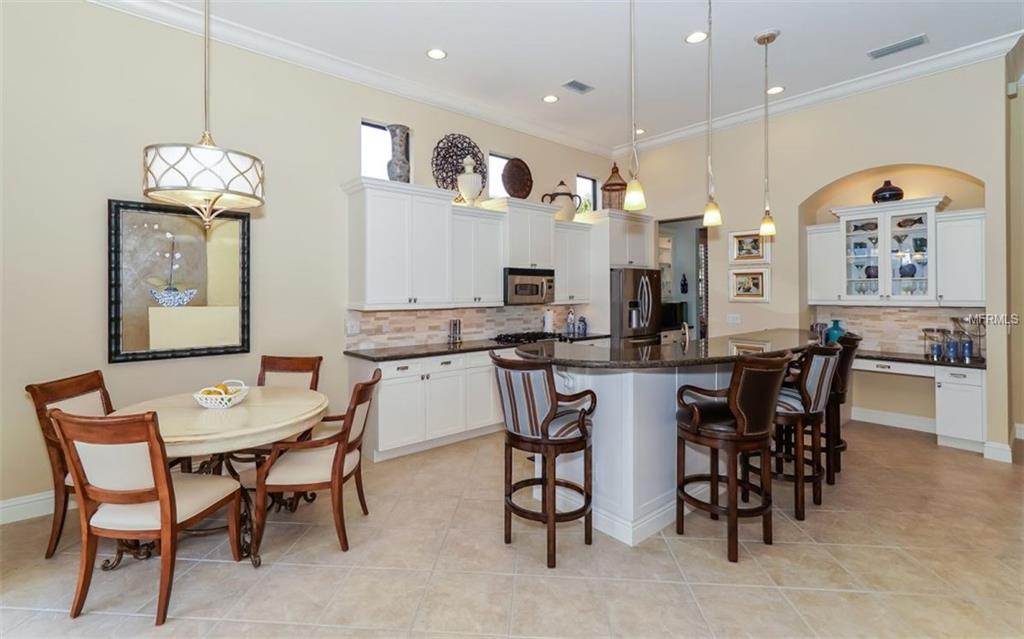 7440 RIVIERA COVE, LAKEWOOD RANCH, Florida 34202, 3 Bedrooms Bedrooms, 8 Rooms Rooms,2 BathroomsBathrooms,Residential,For sale,RIVIERA,A4206831