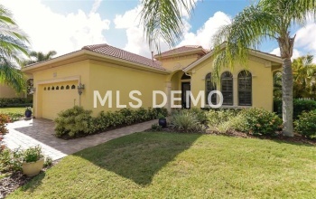 7440 RIVIERA COVE, LAKEWOOD RANCH, Florida 34202, 3 Bedrooms Bedrooms, 8 Rooms Rooms,2 BathroomsBathrooms,Residential,For sale,RIVIERA,A4206831