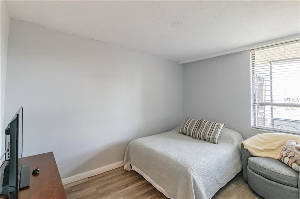 2616 COVE CAY DRIVE, CLEARWATER, Florida 33760, 1 Bedroom Bedrooms, 3 Rooms Rooms,1 BathroomBathrooms,Residential,For sale,COVE CAY,T2924178