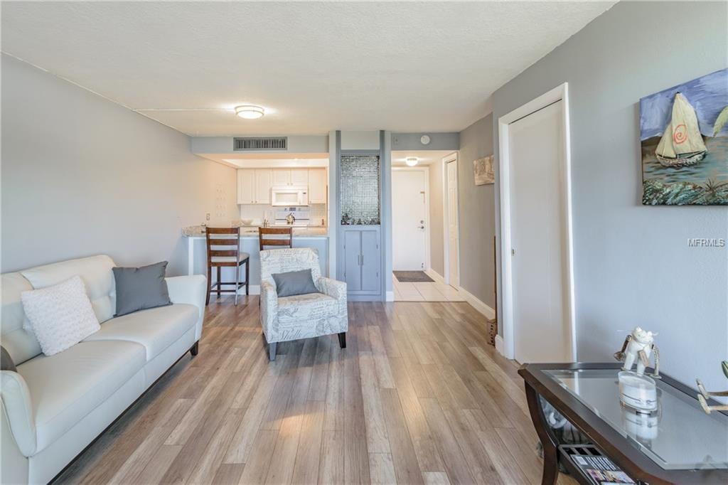 2616 COVE CAY DRIVE, CLEARWATER, Florida 33760, 1 Bedroom Bedrooms, 3 Rooms Rooms,1 BathroomBathrooms,Residential,For sale,COVE CAY,T2924178