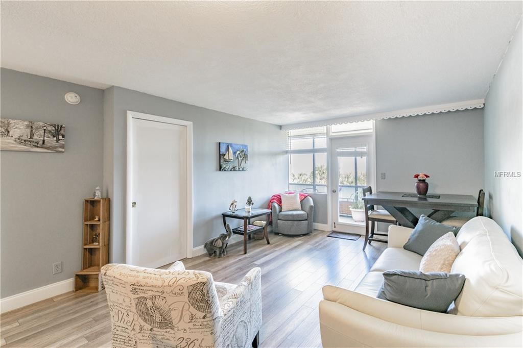 2616 COVE CAY DRIVE, CLEARWATER, Florida 33760, 1 Bedroom Bedrooms, 3 Rooms Rooms,1 BathroomBathrooms,Residential,For sale,COVE CAY,T2924178