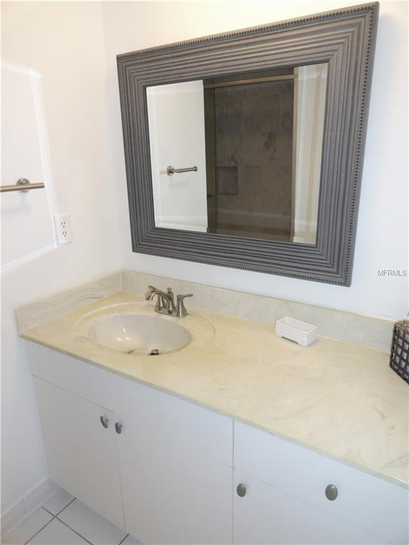 2616 COVE CAY DRIVE, CLEARWATER, Florida 33760, 1 Bedroom Bedrooms, 3 Rooms Rooms,1 BathroomBathrooms,Residential,For sale,COVE CAY,T2924178