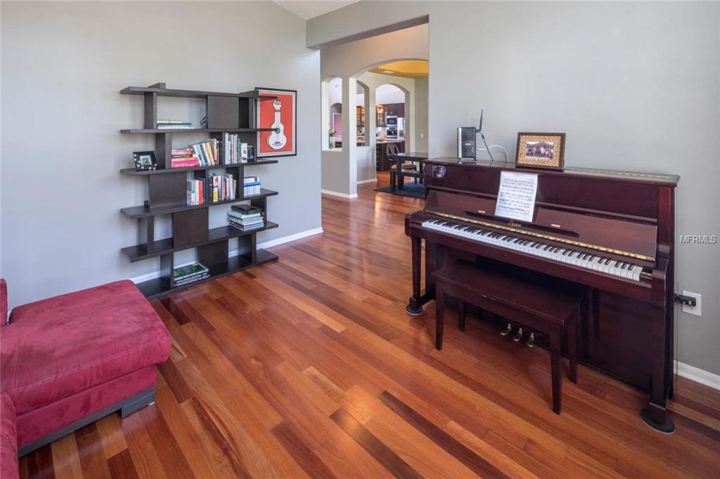 5447 WINHAWK WAY, LUTZ, Florida 33558, 4 Bedrooms Bedrooms, 9 Rooms Rooms,3 BathroomsBathrooms,Residential,For sale,WINHAWK,T2925755