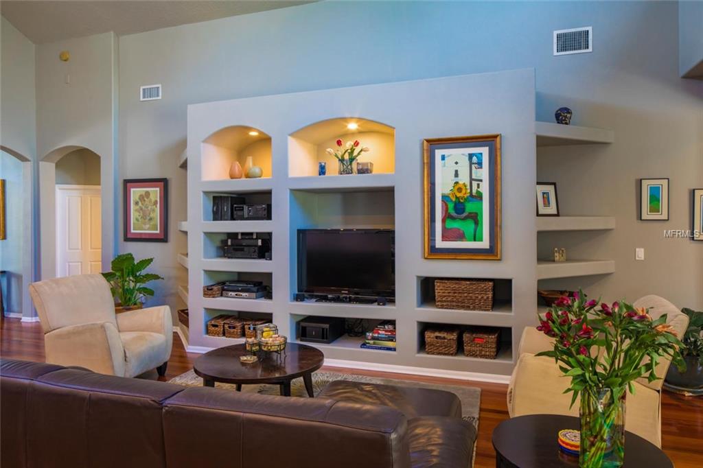 5447 WINHAWK WAY, LUTZ, Florida 33558, 4 Bedrooms Bedrooms, 9 Rooms Rooms,3 BathroomsBathrooms,Residential,For sale,WINHAWK,T2925755