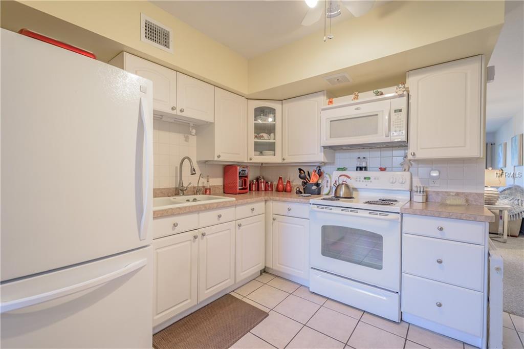 2042 AUSTRALIA WAY W, CLEARWATER, Florida 33763, 2 Bedrooms Bedrooms, 5 Rooms Rooms,1 BathroomBathrooms,Residential,For sale,AUSTRALIA,U7846787