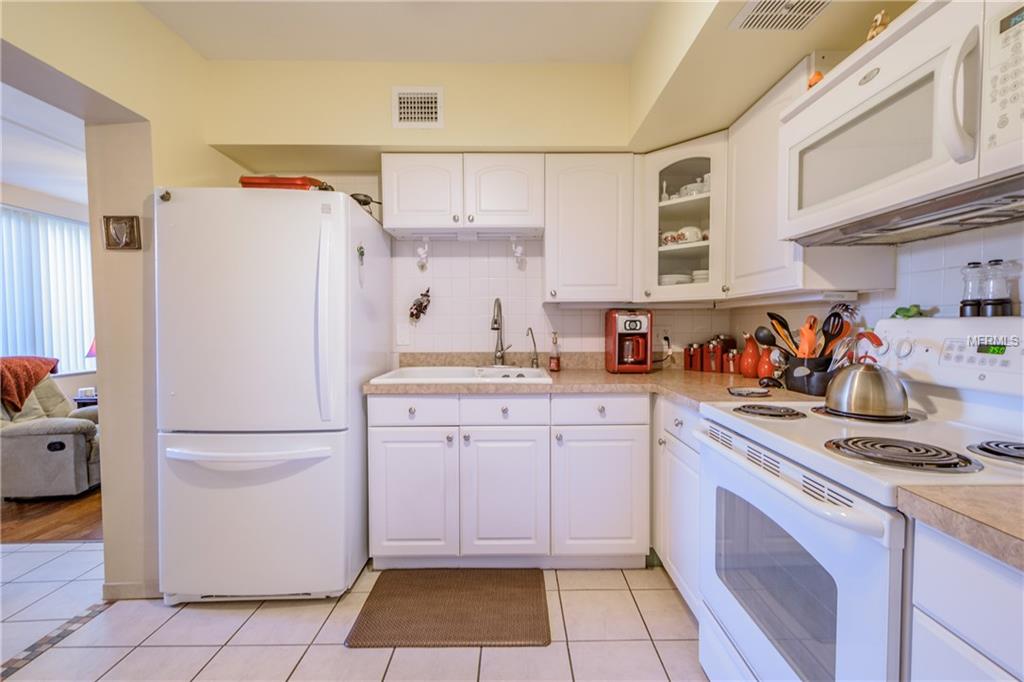 2042 AUSTRALIA WAY W, CLEARWATER, Florida 33763, 2 Bedrooms Bedrooms, 5 Rooms Rooms,1 BathroomBathrooms,Residential,For sale,AUSTRALIA,U7846787