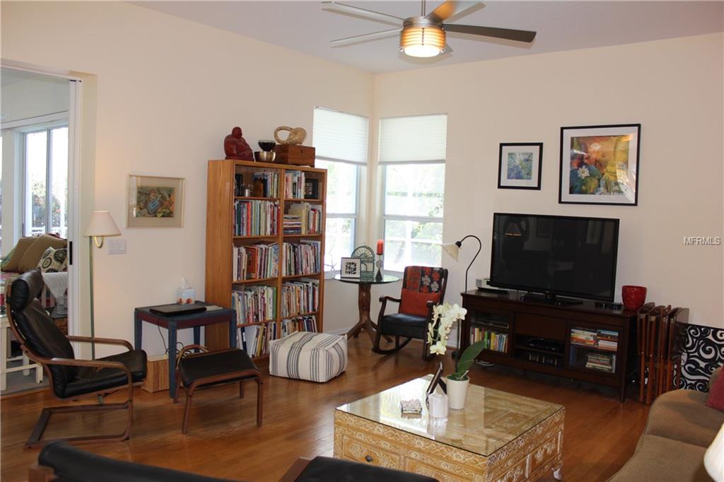 5727 FERN OAK COURT, SARASOTA, Florida 34232, 3 Bedrooms Bedrooms, 9 Rooms Rooms,2 BathroomsBathrooms,Residential,For sale,FERN OAK COURT,A4209781