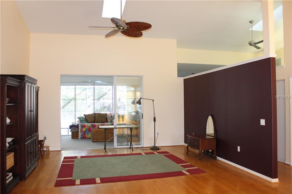 5727 FERN OAK COURT, SARASOTA, Florida 34232, 3 Bedrooms Bedrooms, 9 Rooms Rooms,2 BathroomsBathrooms,Residential,For sale,FERN OAK COURT,A4209781