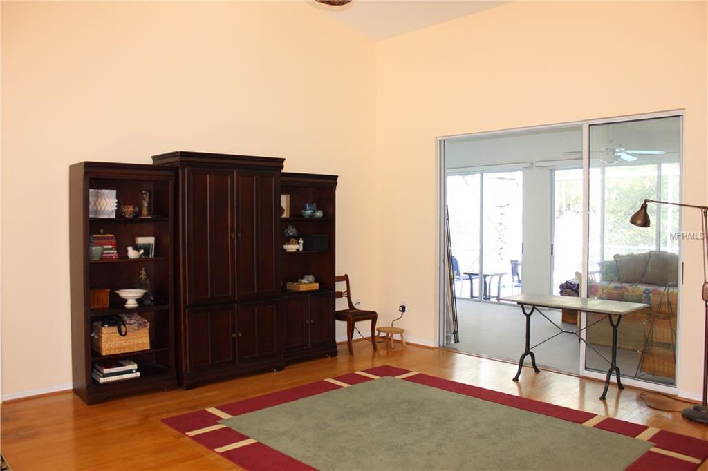 5727 FERN OAK COURT, SARASOTA, Florida 34232, 3 Bedrooms Bedrooms, 9 Rooms Rooms,2 BathroomsBathrooms,Residential,For sale,FERN OAK COURT,A4209781