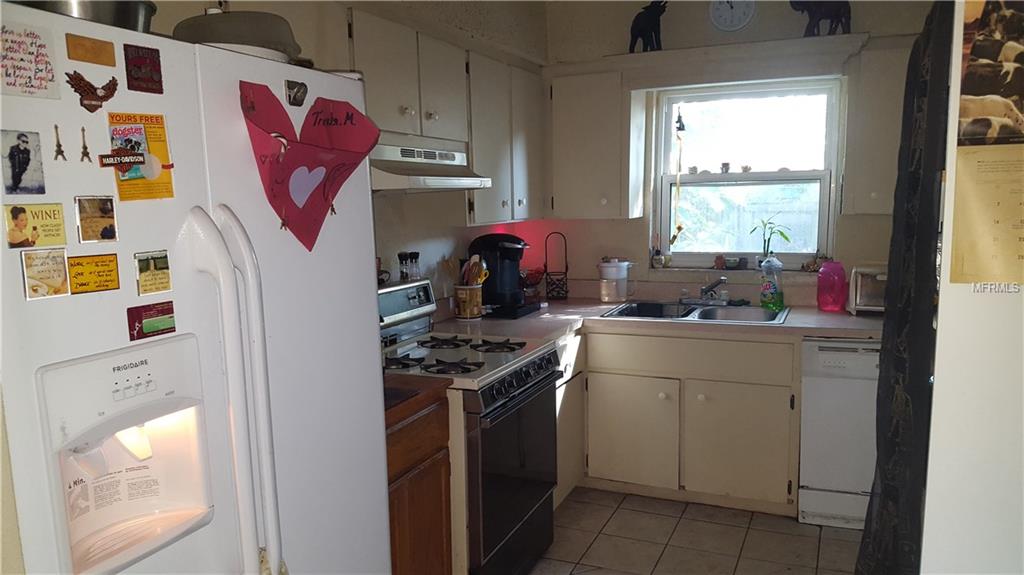 6431 MOCKINGBIRD LANE N, CLEARWATER, Florida 33760, 4 Bedrooms Bedrooms, 6 Rooms Rooms,1 BathroomBathrooms,Residential,For sale,MOCKINGBIRD,W7637813