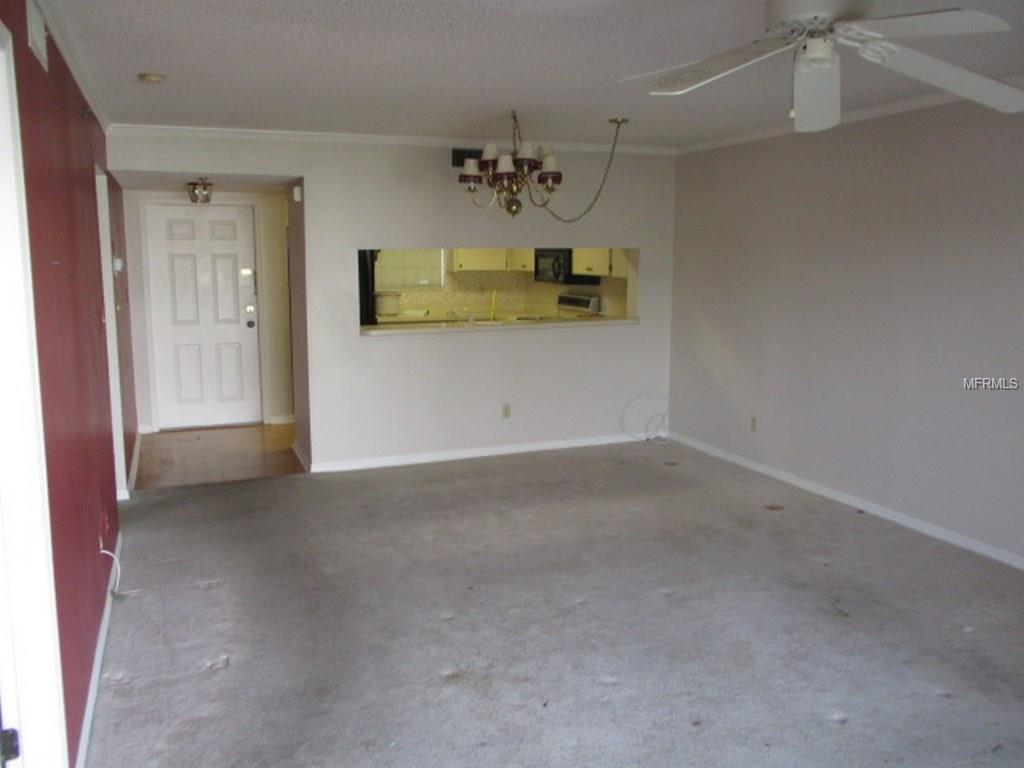 6810 STONESTHROW CIRCLE N, ST PETERSBURG, Florida 33710, 2 Bedrooms Bedrooms, 3 Rooms Rooms,2 BathroomsBathrooms,Residential,For sale,STONESTHROW,U7847547