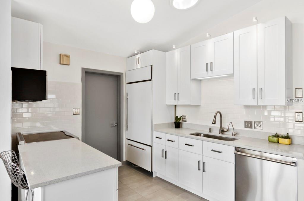 3411 S SUMMERLIN AVENUE, ORLANDO, Florida 32806, 3 Bedrooms Bedrooms, 3 Rooms Rooms,2 BathroomsBathrooms,Residential,For sale,SUMMERLIN,O5542693