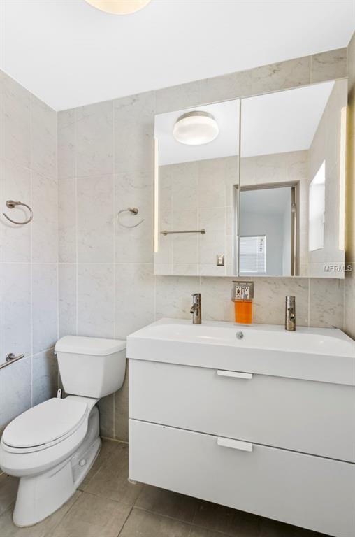 3411 S SUMMERLIN AVENUE, ORLANDO, Florida 32806, 3 Bedrooms Bedrooms, 3 Rooms Rooms,2 BathroomsBathrooms,Residential,For sale,SUMMERLIN,O5542693