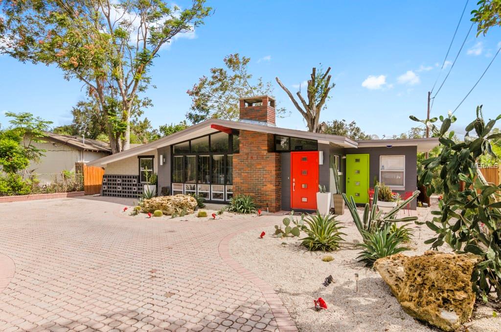 3411 S SUMMERLIN AVENUE, ORLANDO, Florida 32806, 3 Bedrooms Bedrooms, 3 Rooms Rooms,2 BathroomsBathrooms,Residential,For sale,SUMMERLIN,O5542693