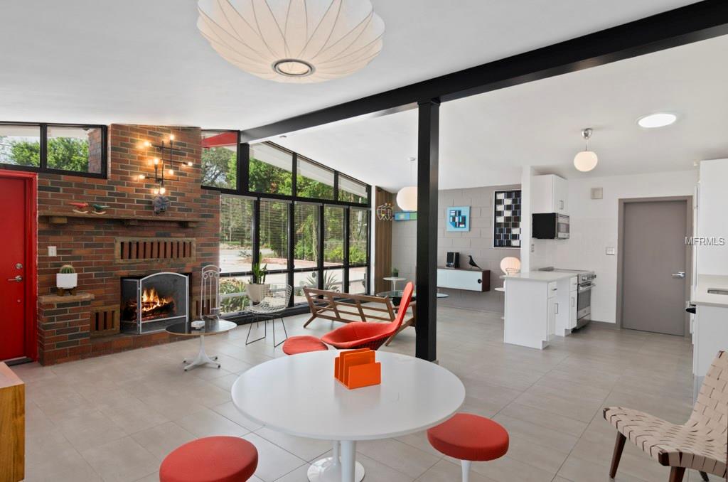 3411 S SUMMERLIN AVENUE, ORLANDO, Florida 32806, 3 Bedrooms Bedrooms, 3 Rooms Rooms,2 BathroomsBathrooms,Residential,For sale,SUMMERLIN,O5542693