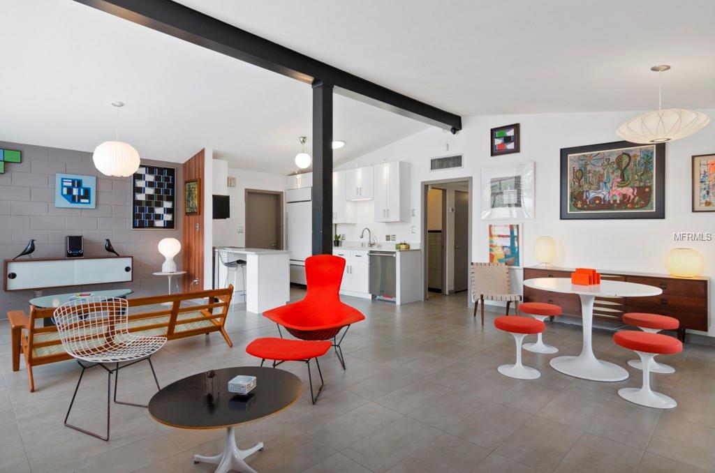 3411 S SUMMERLIN AVENUE, ORLANDO, Florida 32806, 3 Bedrooms Bedrooms, 3 Rooms Rooms,2 BathroomsBathrooms,Residential,For sale,SUMMERLIN,O5542693