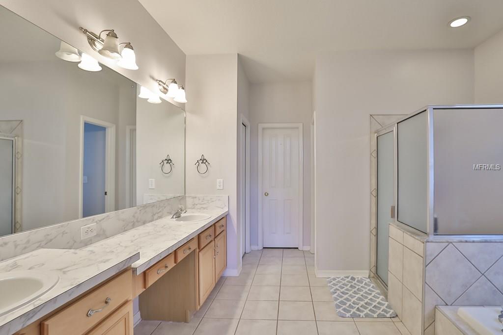 2756 VALENCIA GROVE DRIVE, VALRICO, Florida 33596, 4 Bedrooms Bedrooms, 8 Rooms Rooms,2 BathroomsBathrooms,Residential,For sale,VALENCIA GROVE,T2913002