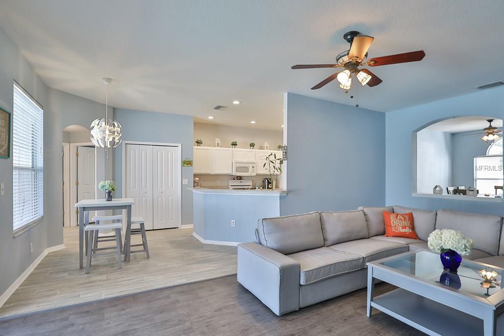 2756 VALENCIA GROVE DRIVE, VALRICO, Florida 33596, 4 Bedrooms Bedrooms, 8 Rooms Rooms,2 BathroomsBathrooms,Residential,For sale,VALENCIA GROVE,T2913002