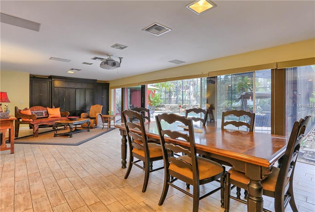 2016 PARK STREET N, ST PETERSBURG, Florida 33710, 5 Bedrooms Bedrooms, 11 Rooms Rooms,4 BathroomsBathrooms,Residential,For sale,PARK,U7845859