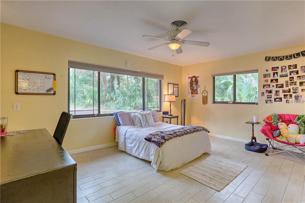 2016 PARK STREET N, ST PETERSBURG, Florida 33710, 5 Bedrooms Bedrooms, 11 Rooms Rooms,4 BathroomsBathrooms,Residential,For sale,PARK,U7845859