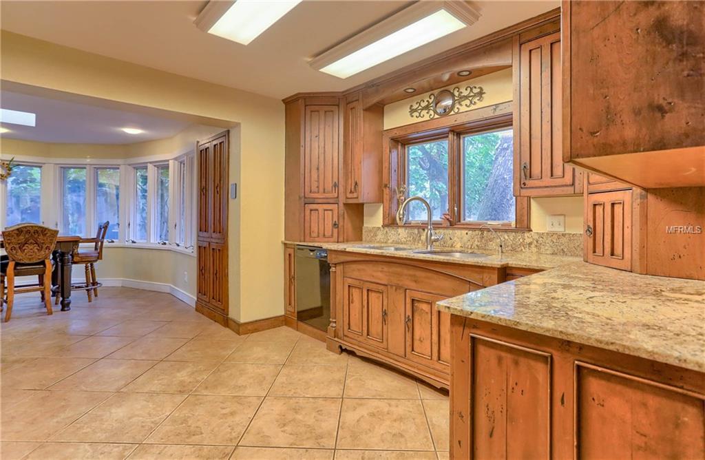 2016 PARK STREET N, ST PETERSBURG, Florida 33710, 5 Bedrooms Bedrooms, 11 Rooms Rooms,4 BathroomsBathrooms,Residential,For sale,PARK,U7845859