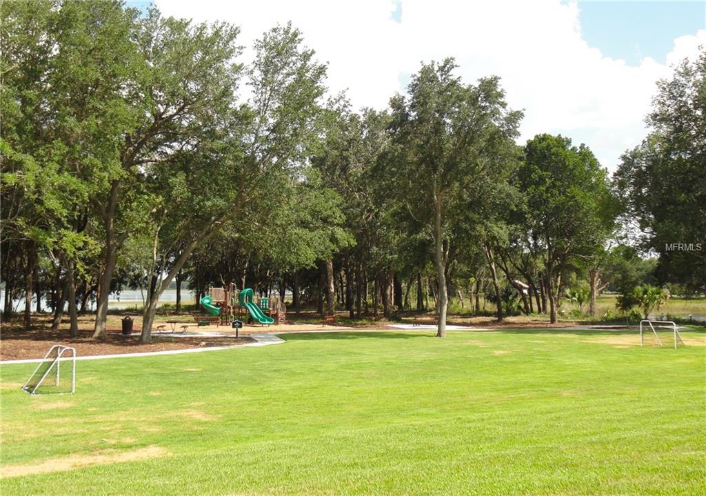 16366 BRISK BREEZE ALLEY, WINTER GARDEN, Florida 34787, 3 Bedrooms Bedrooms, 8 Rooms Rooms,2 BathroomsBathrooms,Residential,For sale,BRISK BREEZE,O5561744