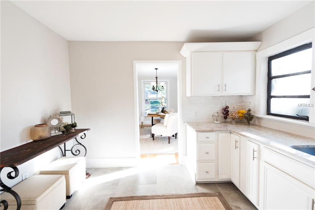 1006 E POWHATAN AVENUE, TAMPA, Florida 33604, 2 Bedrooms Bedrooms, 4 Rooms Rooms,2 BathroomsBathrooms,Residential,For sale,POWHATAN,T2909941