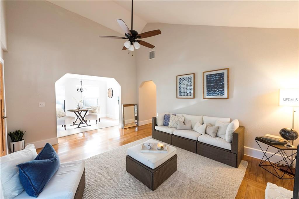 1006 E POWHATAN AVENUE, TAMPA, Florida 33604, 2 Bedrooms Bedrooms, 4 Rooms Rooms,2 BathroomsBathrooms,Residential,For sale,POWHATAN,T2909941