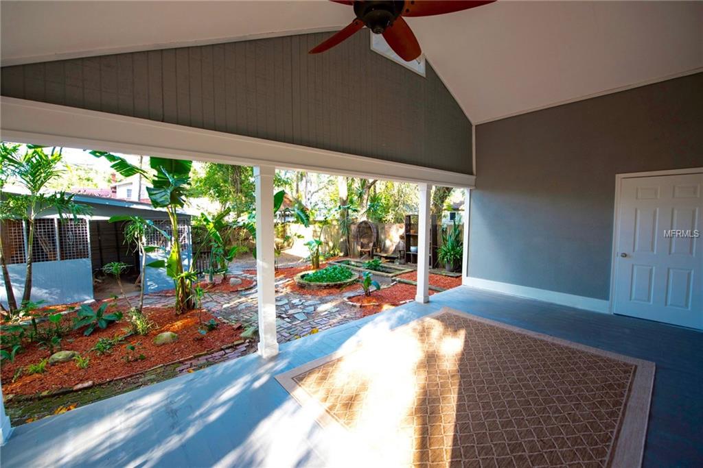 1006 E POWHATAN AVENUE, TAMPA, Florida 33604, 2 Bedrooms Bedrooms, 4 Rooms Rooms,2 BathroomsBathrooms,Residential,For sale,POWHATAN,T2909941