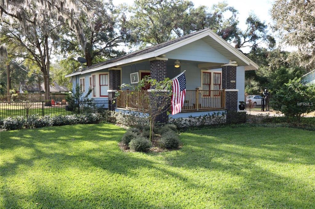 1207 E MCBERRY STREET, TAMPA, Florida 33603, 3 Bedrooms Bedrooms, 6 Rooms Rooms,1 BathroomBathrooms,Residential,For sale,MCBERRY,T2920991