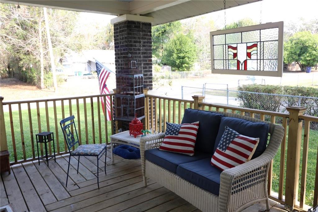 1207 E MCBERRY STREET, TAMPA, Florida 33603, 3 Bedrooms Bedrooms, 6 Rooms Rooms,1 BathroomBathrooms,Residential,For sale,MCBERRY,T2920991