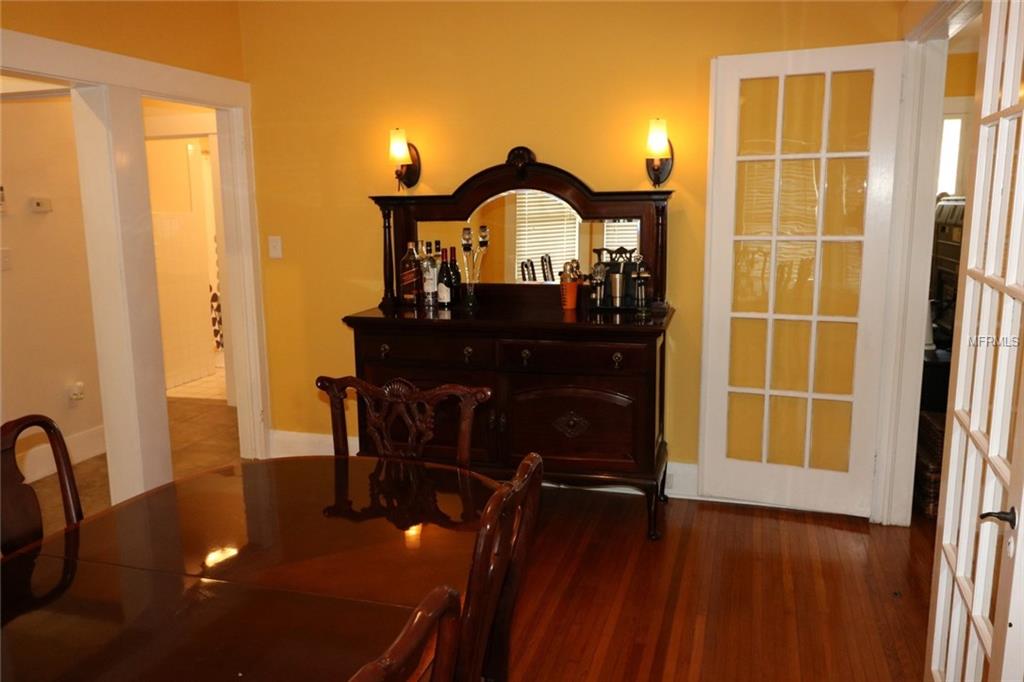 1207 E MCBERRY STREET, TAMPA, Florida 33603, 3 Bedrooms Bedrooms, 6 Rooms Rooms,1 BathroomBathrooms,Residential,For sale,MCBERRY,T2920991