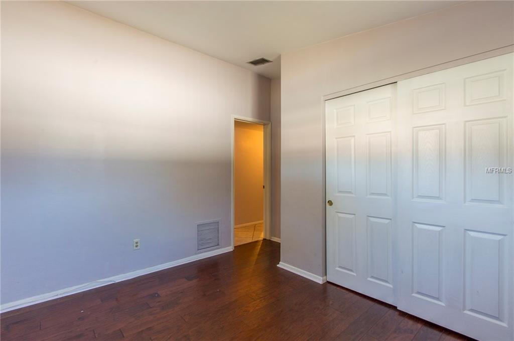 1722 OAKDALE LANE E, CLEARWATER, Florida 33764, 4 Bedrooms Bedrooms, 10 Rooms Rooms,2 BathroomsBathrooms,Residential,For sale,OAKDALE,U7844846