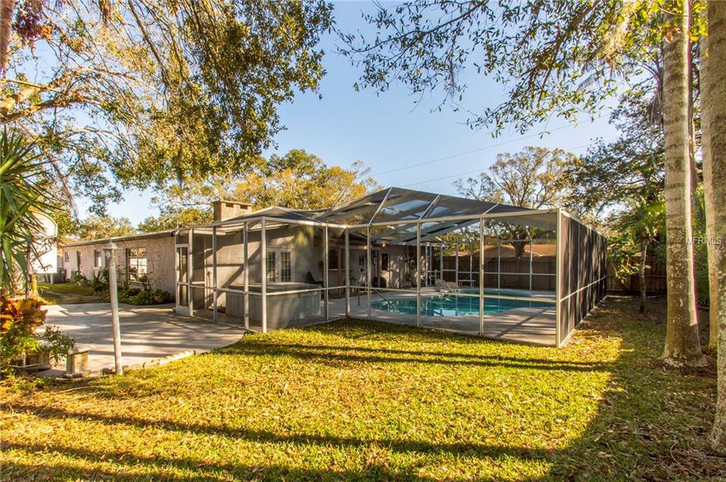 1722 OAKDALE LANE E, CLEARWATER, Florida 33764, 4 Bedrooms Bedrooms, 10 Rooms Rooms,2 BathroomsBathrooms,Residential,For sale,OAKDALE,U7844846