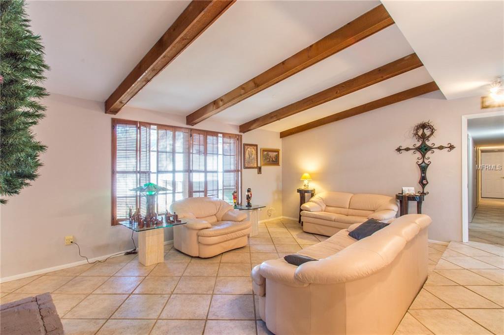 1722 OAKDALE LANE E, CLEARWATER, Florida 33764, 4 Bedrooms Bedrooms, 10 Rooms Rooms,2 BathroomsBathrooms,Residential,For sale,OAKDALE,U7844846