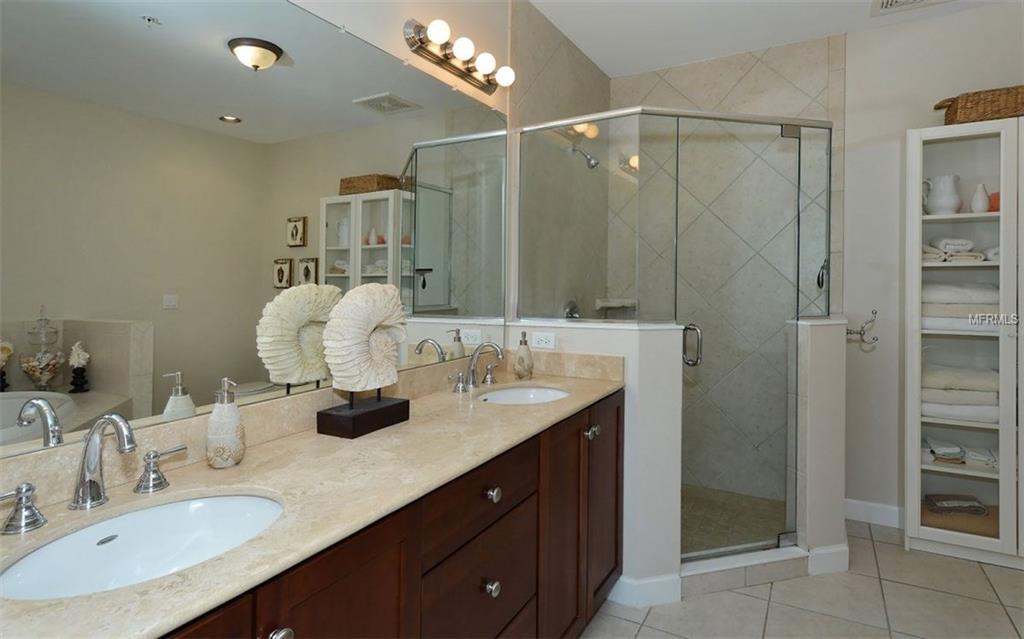 11140 HACIENDA DEL MAR BOULEVARD, PLACIDA, Florida 33946, 2 Bedrooms Bedrooms, 6 Rooms Rooms,2 BathroomsBathrooms,Residential,For sale,HACIENDA DEL MAR,D5922835